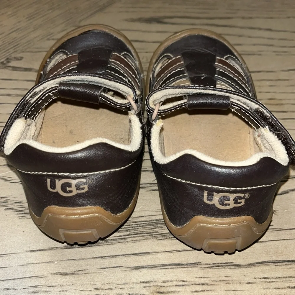 UGG Santore First‎ Walker Shoe 7